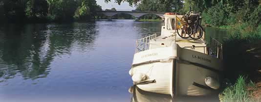 Le Mas d'Agenais en bateau