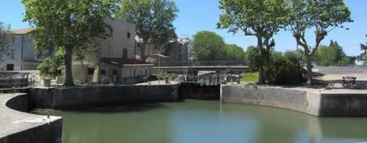 self drive canal boats Agde