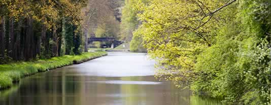 self drive canal boats Châtillon en Bazois