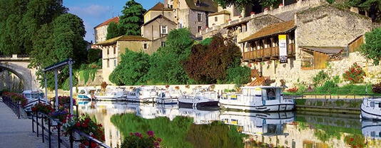 self drive canal boats Cognac