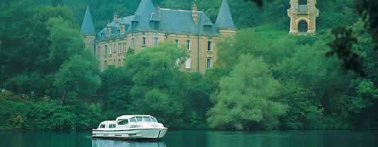 self drive canal boats Lutzelbourg