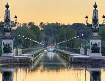 Barging in France